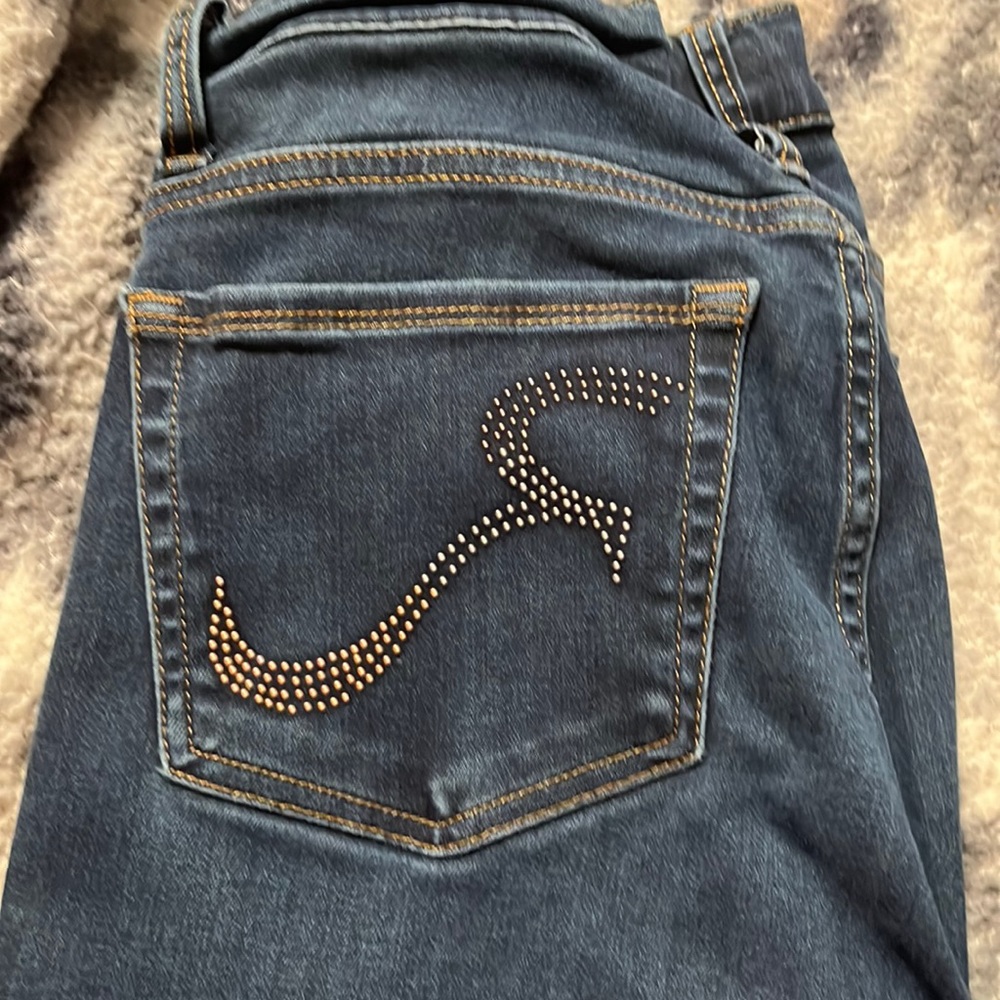 Blue skinny jeans